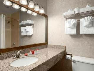 Hotel Everspring And 3*